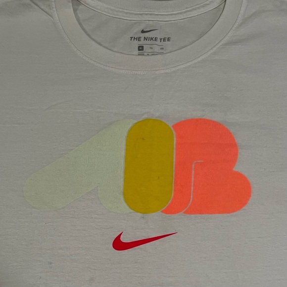 Nike AIR Logo Swoosh T-shirt - Picture 4 of 7